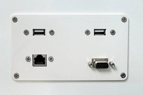 Puerto USB, VGA, LAN