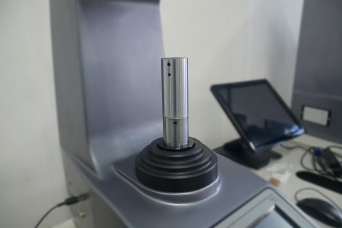 Microdurómetro Vickers XHVT-1000Z